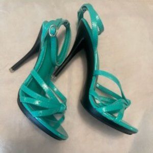 SYZTSHO Green & Black High Heels size 36 which (size 6 in US) NWT